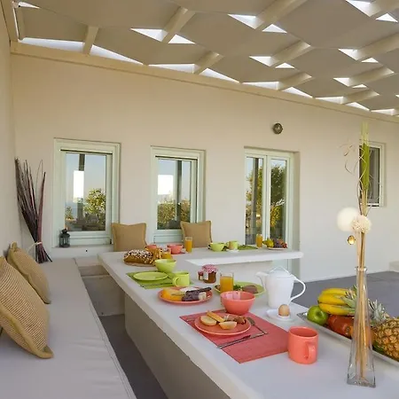 Blackrock Villa *